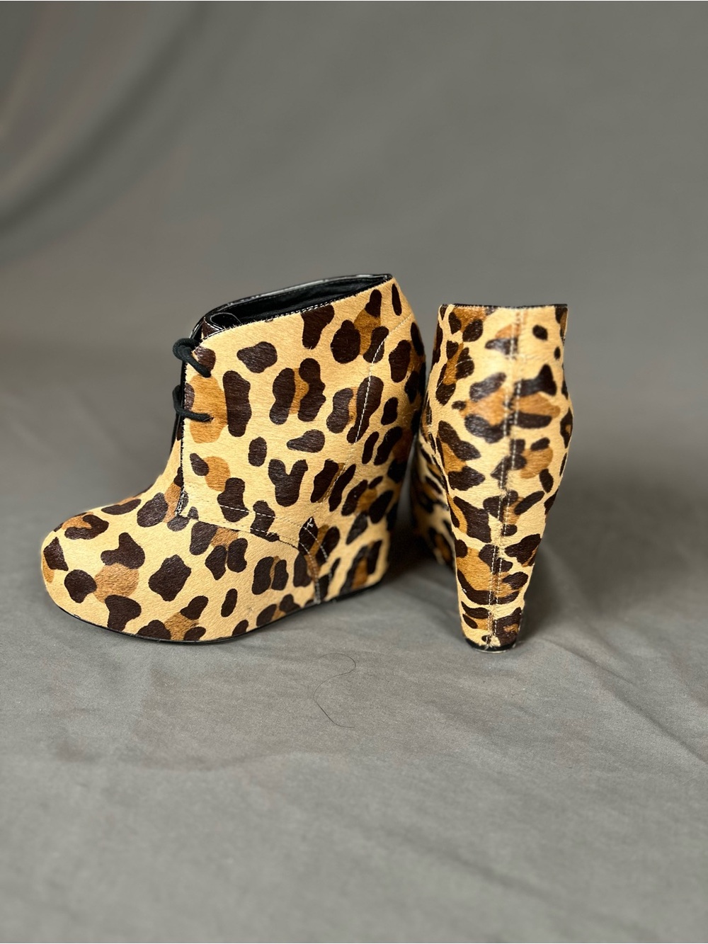 Classic Jeffrey Campbell Annie-L Leopard Print Wedge Booties - Tan & Black